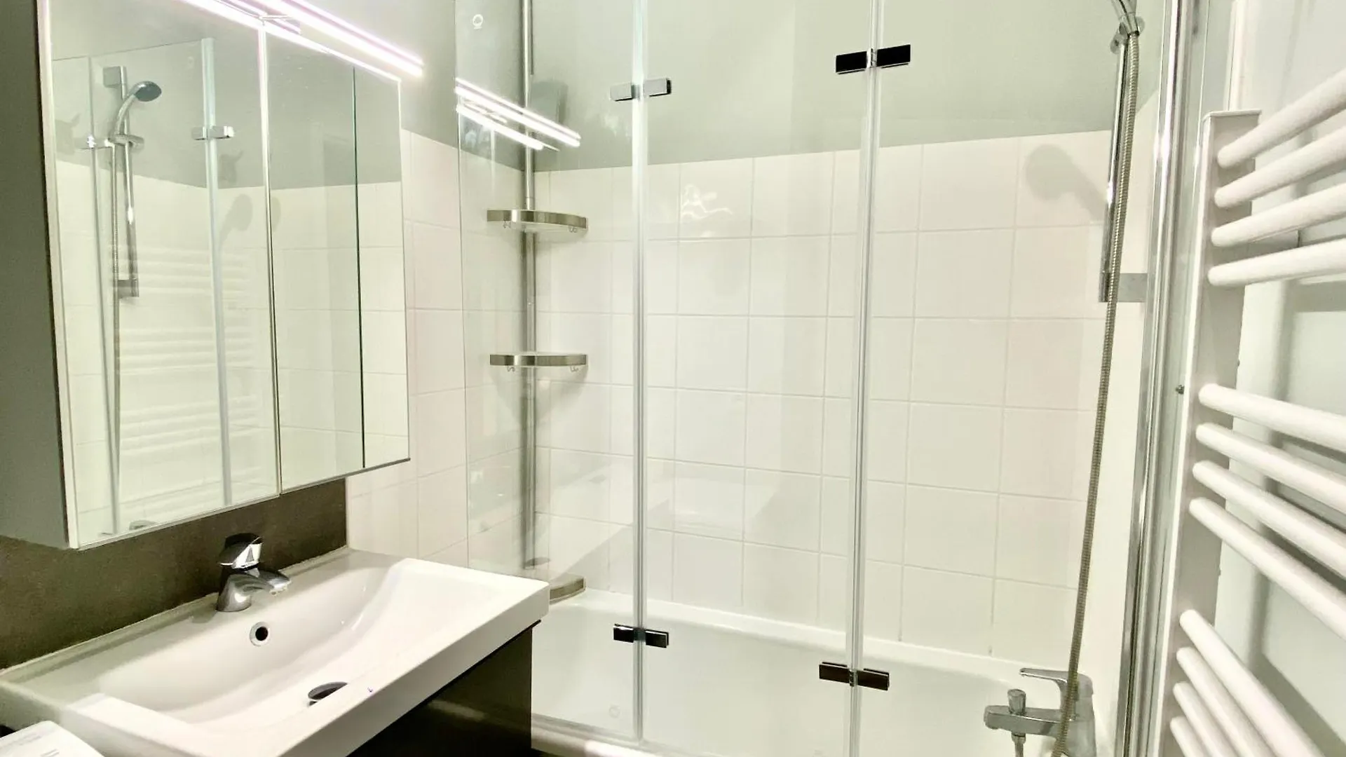 Appartement Lumineux Et Calme Parking Gratuit Rijsel
